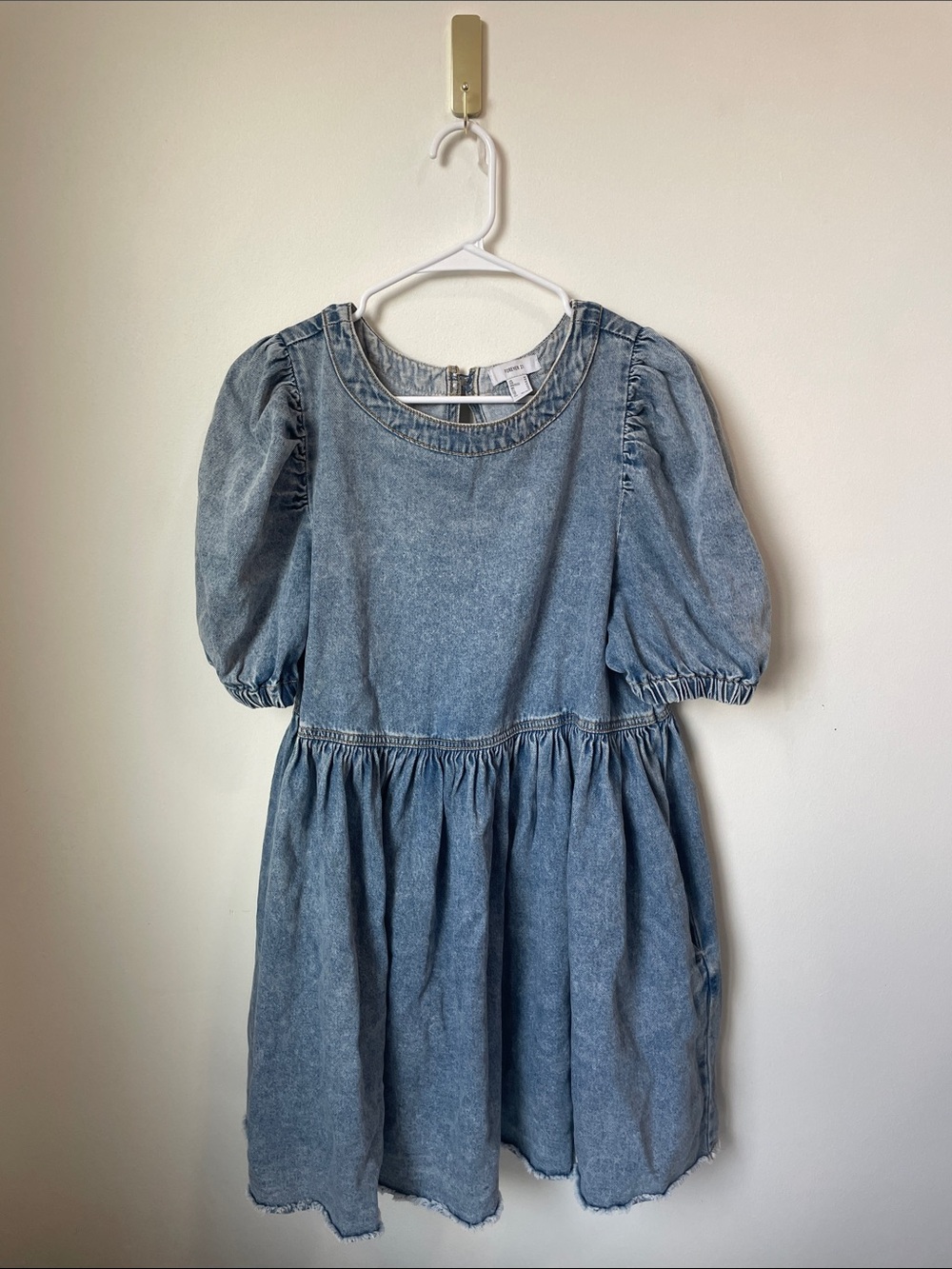 Forever 21 Light Blue Denim Puff-Sleeve Midi Dress
